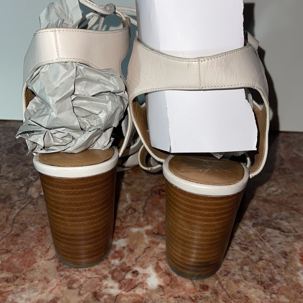 Coach • Larissa Lace-Up City Sandal gladiator cage heeled Chalk blush beige zs 9 - Picture 11 of 15